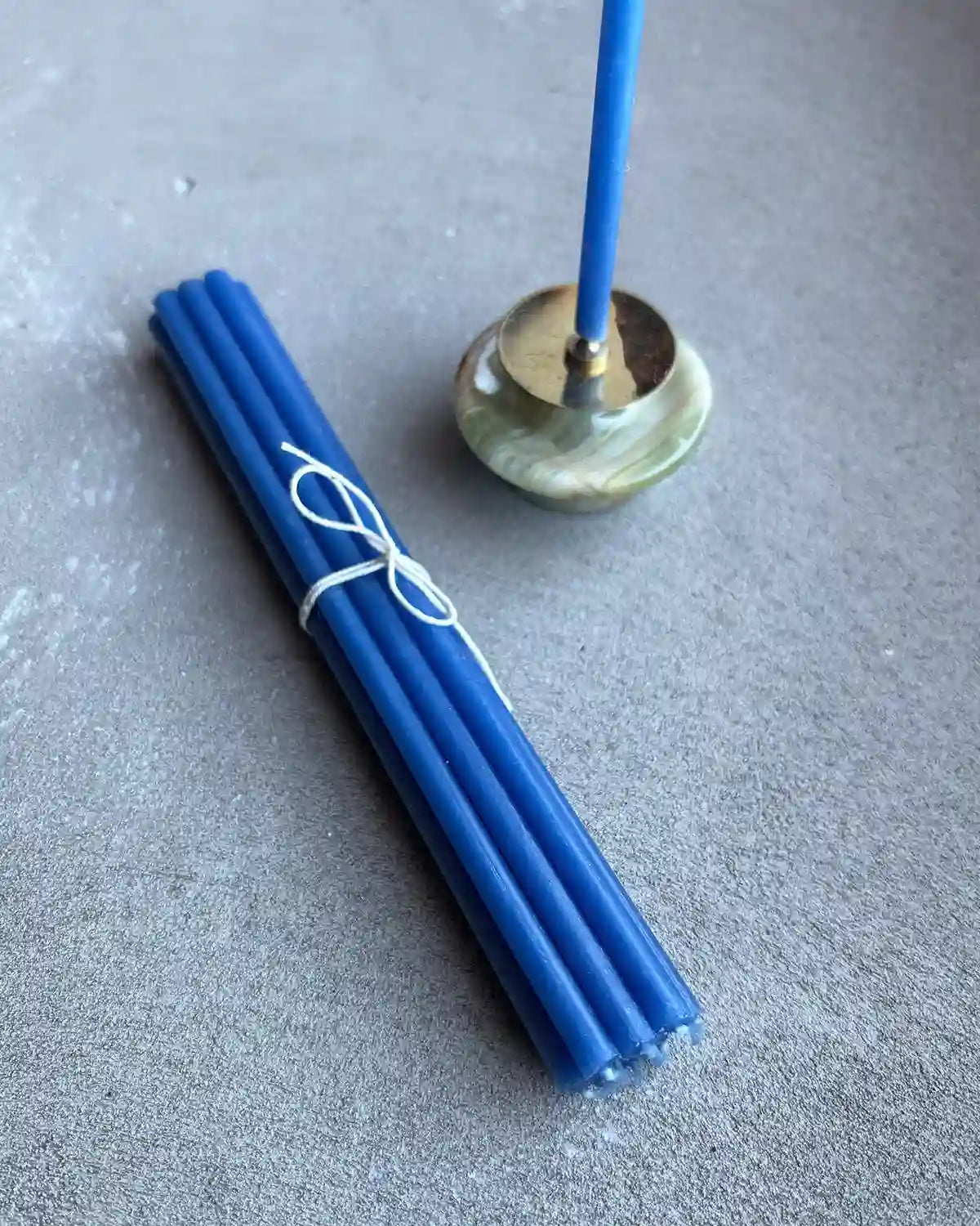 Electricblue beewaxcandle