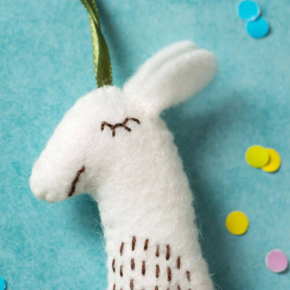 DIY sykit | Lama i ullfilt
