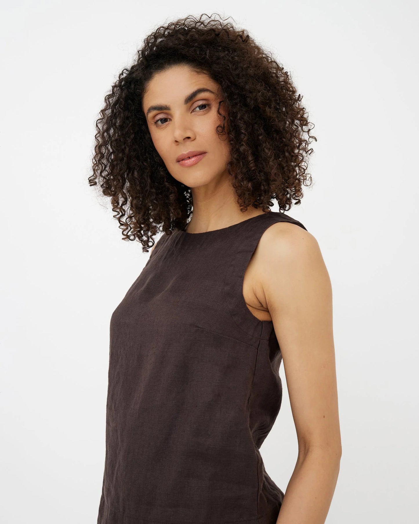 Linne topp, rundhalsad (Espresso Brown)