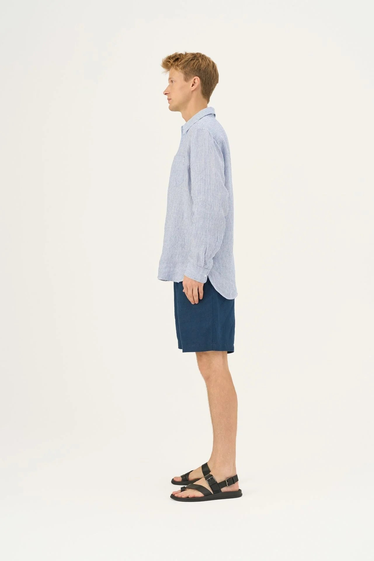 Linneskjorta, unisex (Blue Whte Stripes)