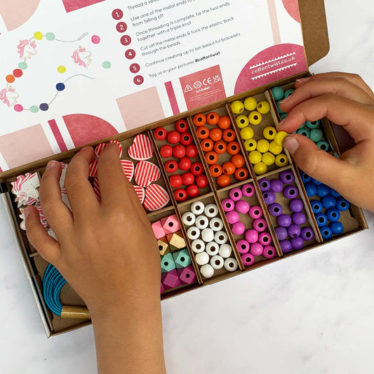 Pärlkit: Unicorn Armband, DIY